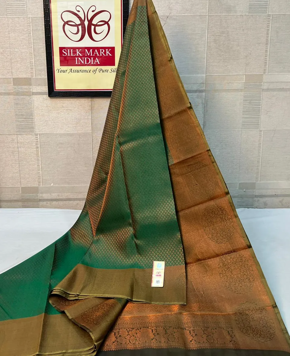 Bottle Green & Mustard kanchipuram pure silk saree