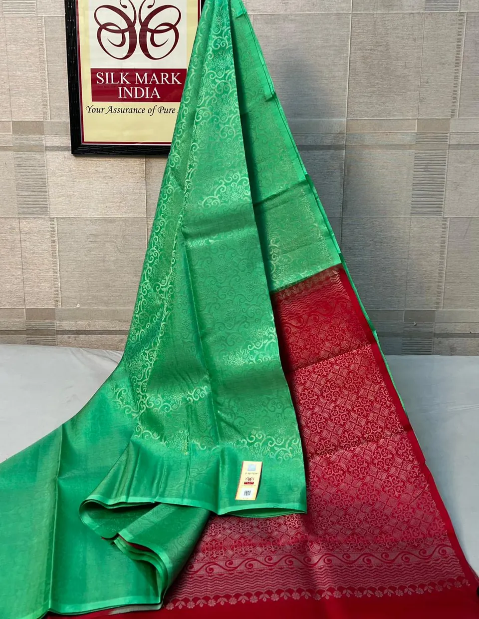 Green & Red kanchipuram pure silk saree