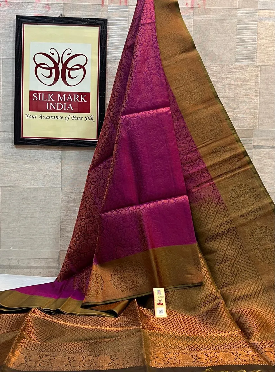 Magenta & Antique Gold kanchipuram pure silk saree